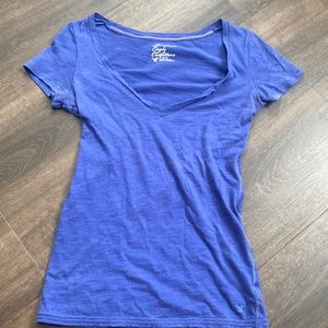 American eagle Indigo v neck top